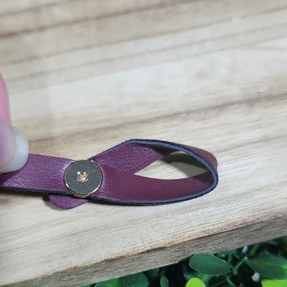 New York & Company Purple Leather Wristlet XL - Picture 14 of 14